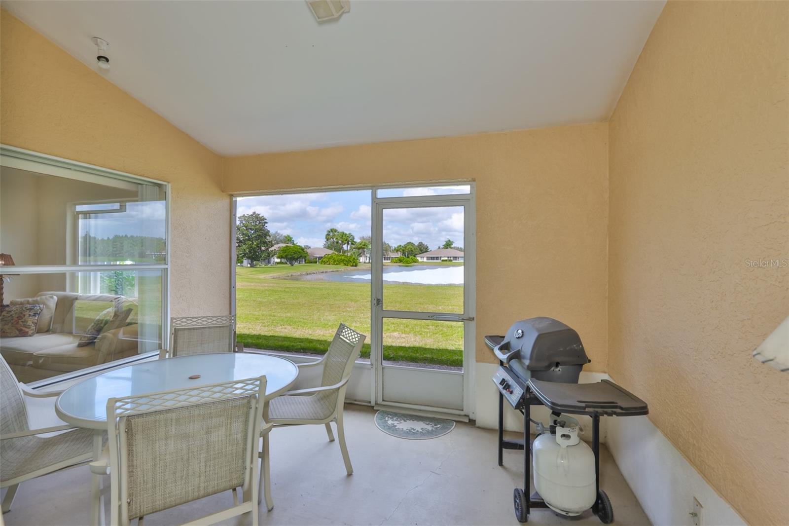 2308 BROOKFIELD GREENS CIR, SUN CITY CENTER, FL — photo 31
