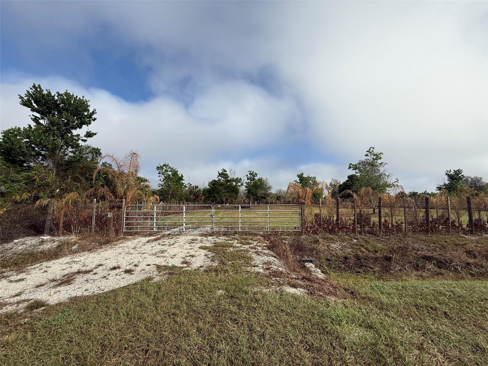 17231 NW 268TH ST, OKEECHOBEE, FL — photo 6