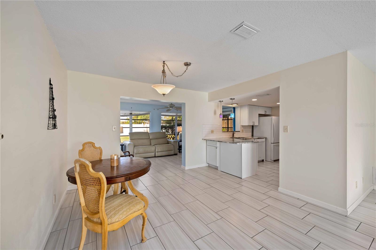 181 SANDHURST DR, VENICE, FL — photo 8