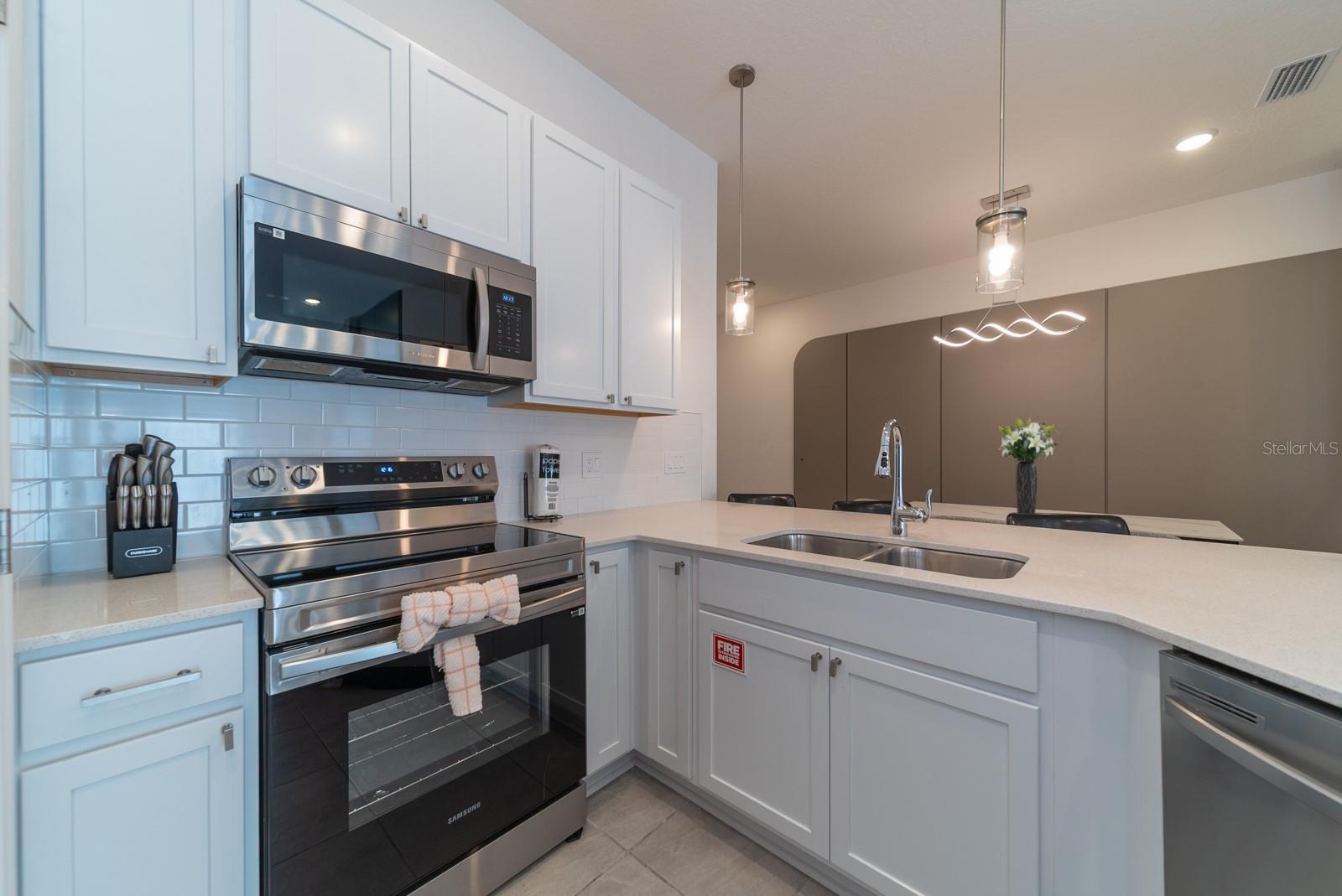 10364 EBB TIDE LN, ORLANDO, FL — photo 12