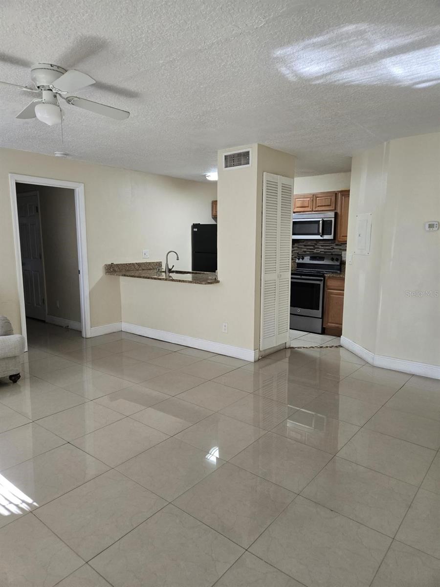 4756 WALDEN CIR #11, ORLANDO, FL — photo 3