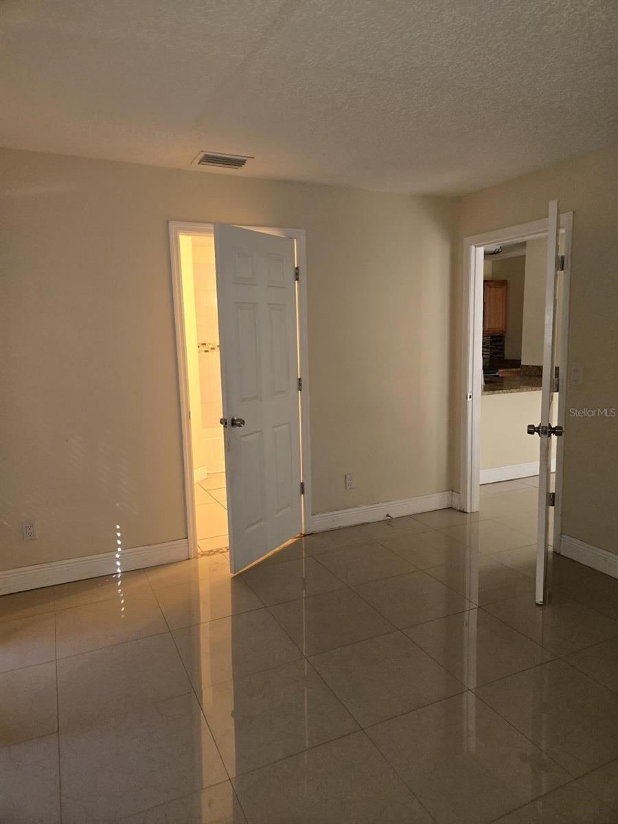 4756 WALDEN CIR #11, ORLANDO, FL — photo 10