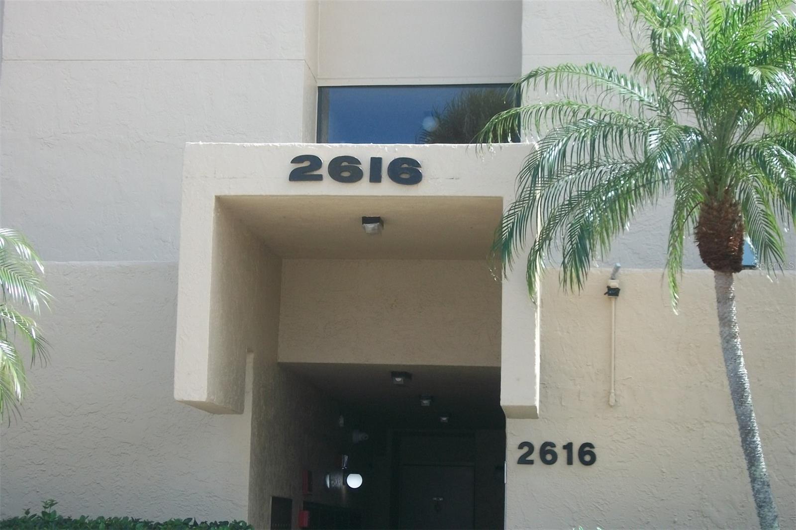 2616 COVE CAY DR #207, CLEARWATER, FL — photo 2