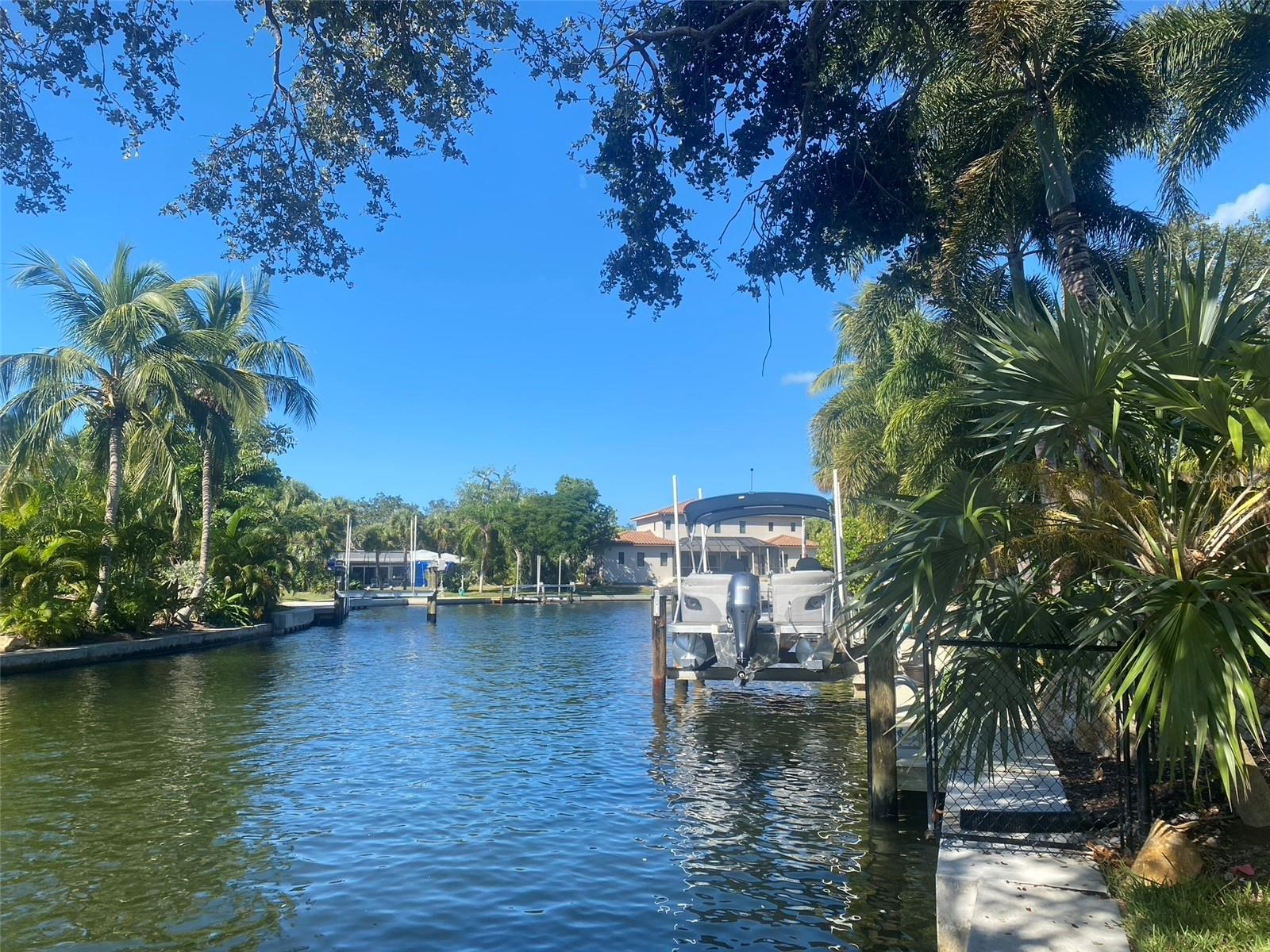 814 PARADISE WAY, SARASOTA, FL — photo 6