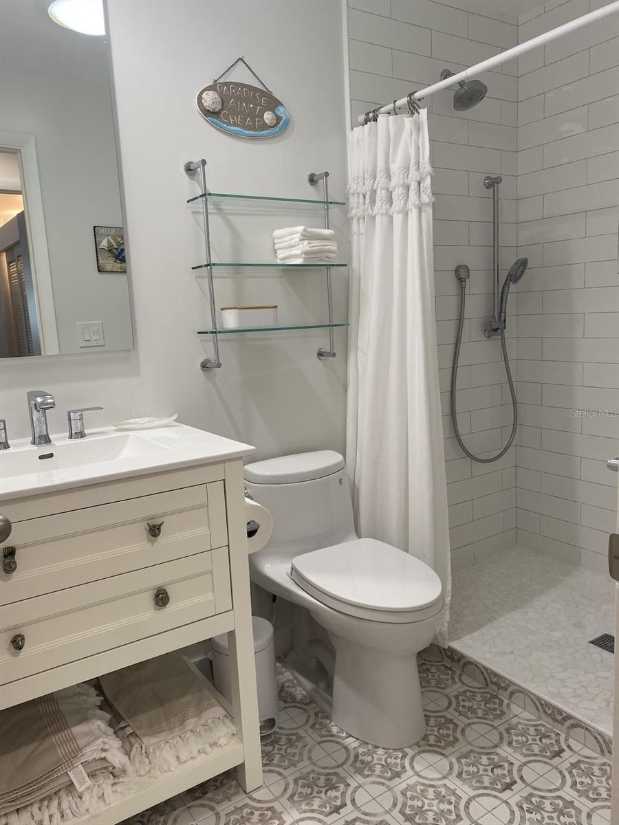 814 PARADISE WAY, SARASOTA, FL — photo 21