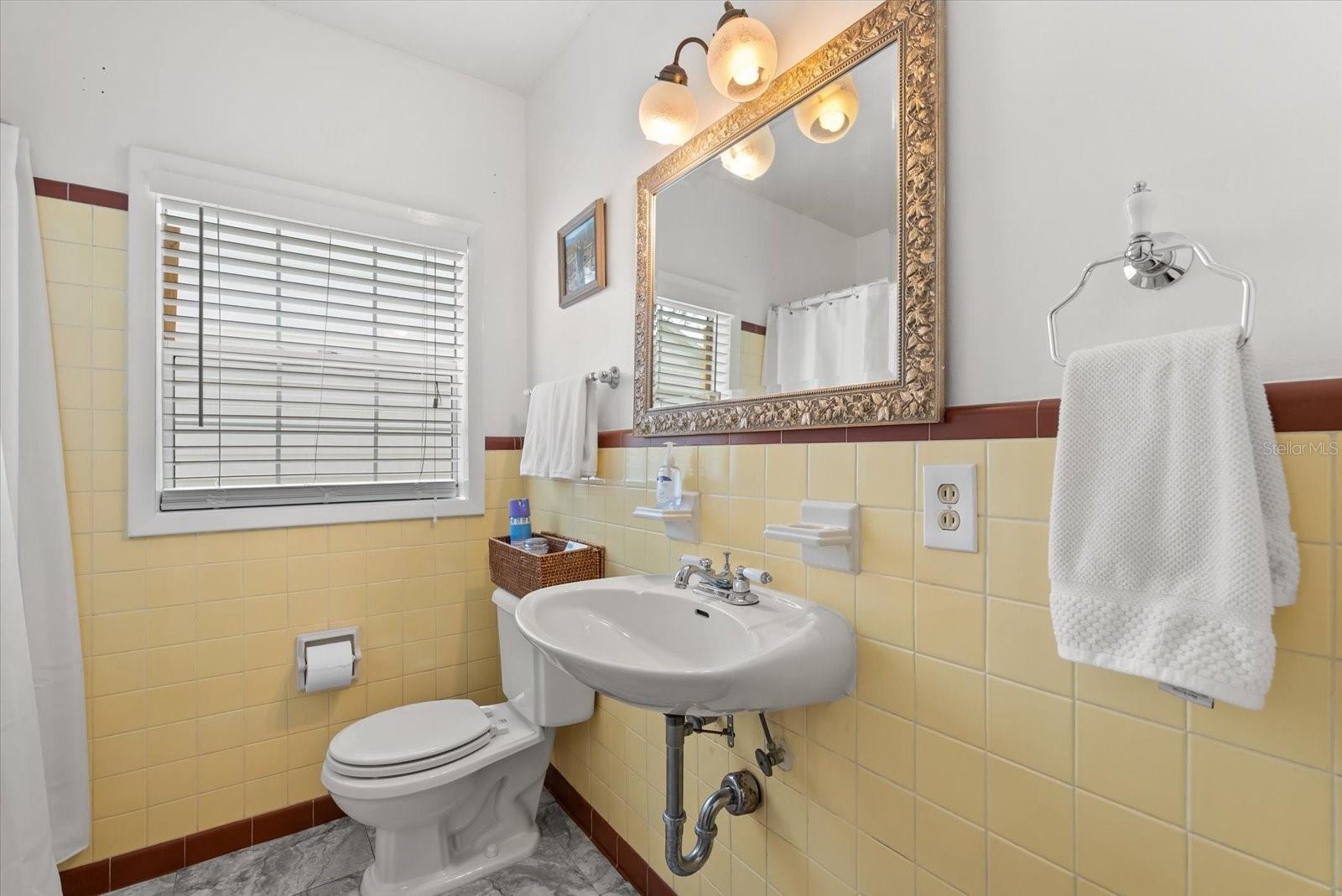 37 E VANDERBILT ST, ORLANDO, FL — photo 18