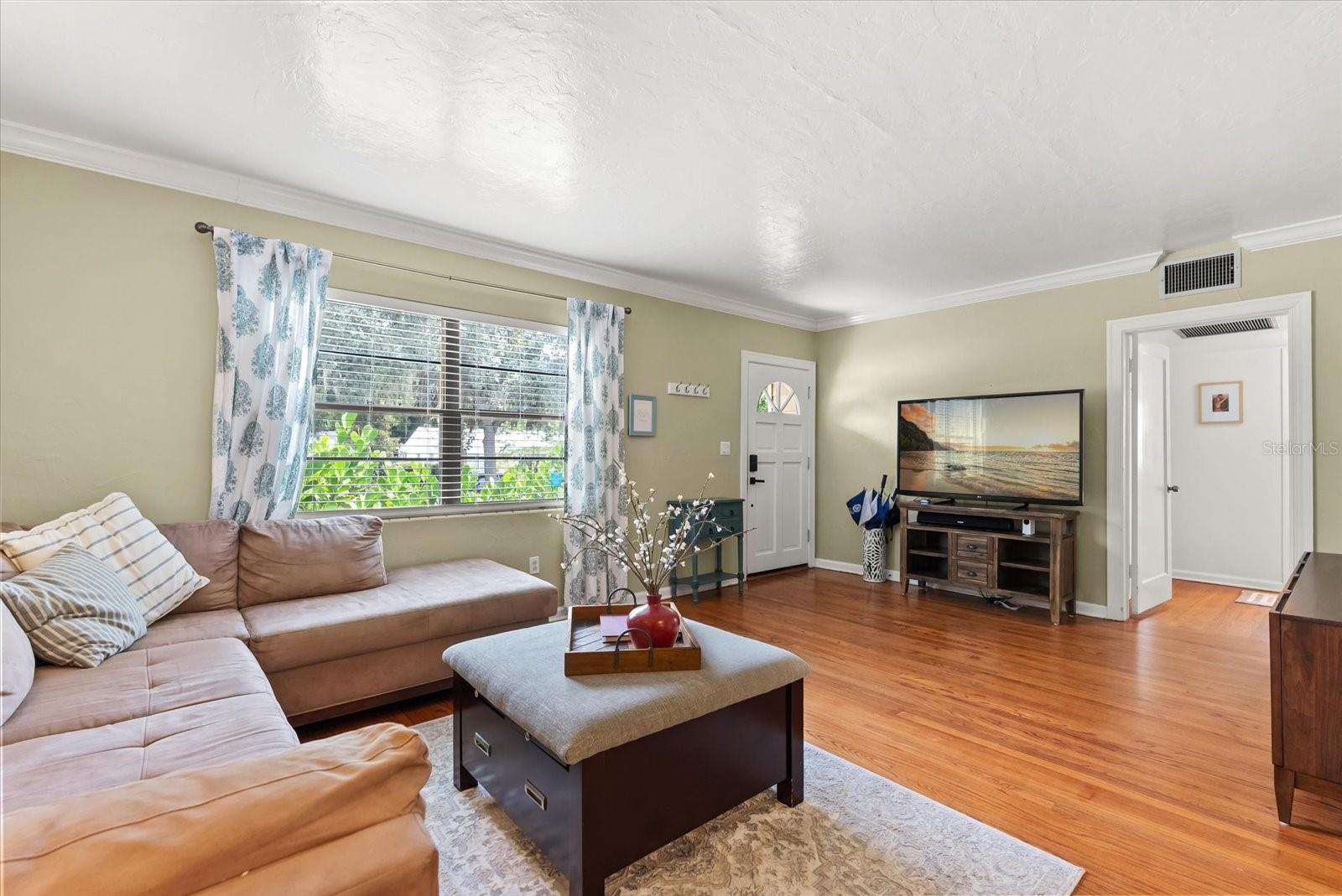 37 E VANDERBILT ST, ORLANDO, FL — photo 22