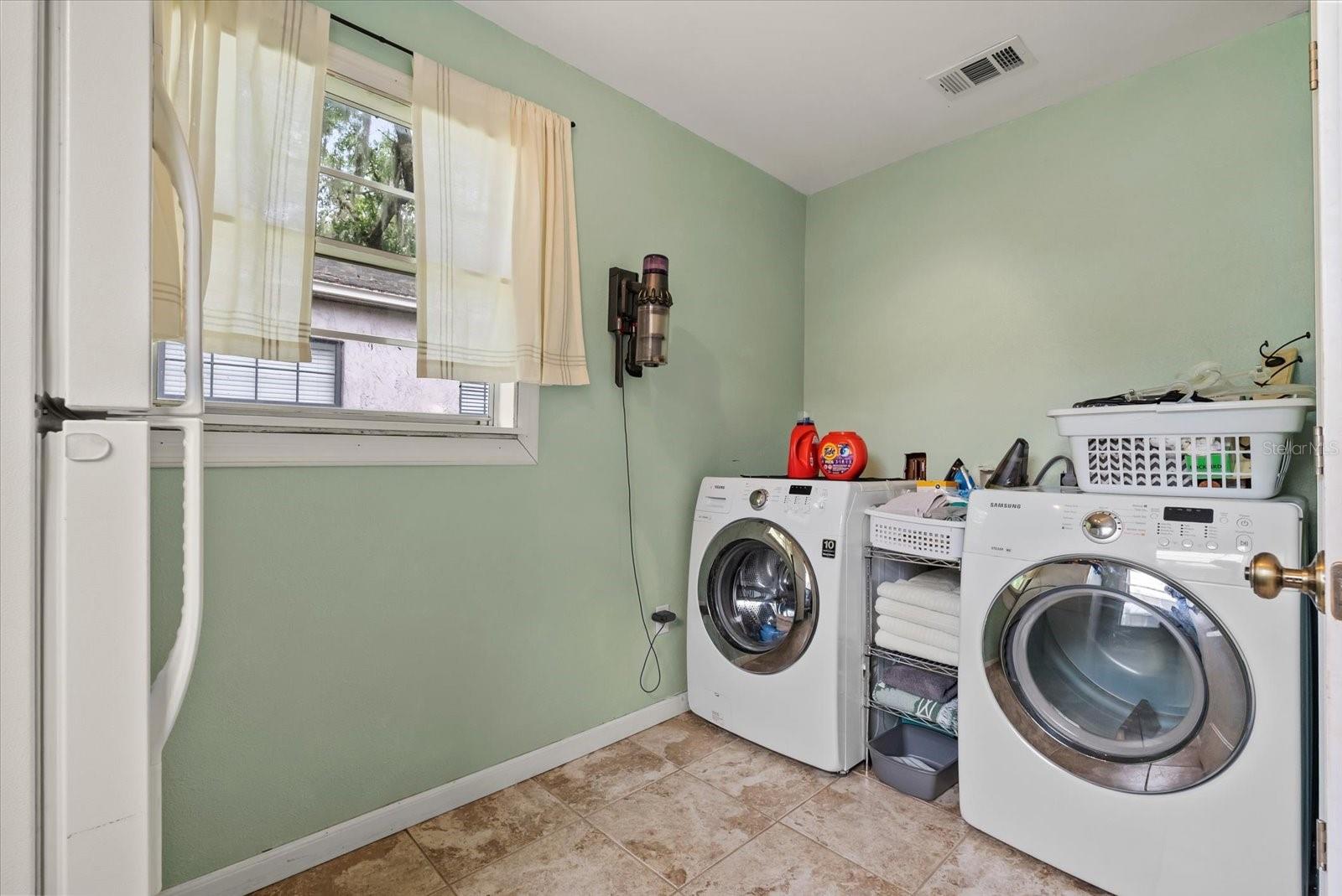 37 E VANDERBILT ST, ORLANDO, FL — photo 23
