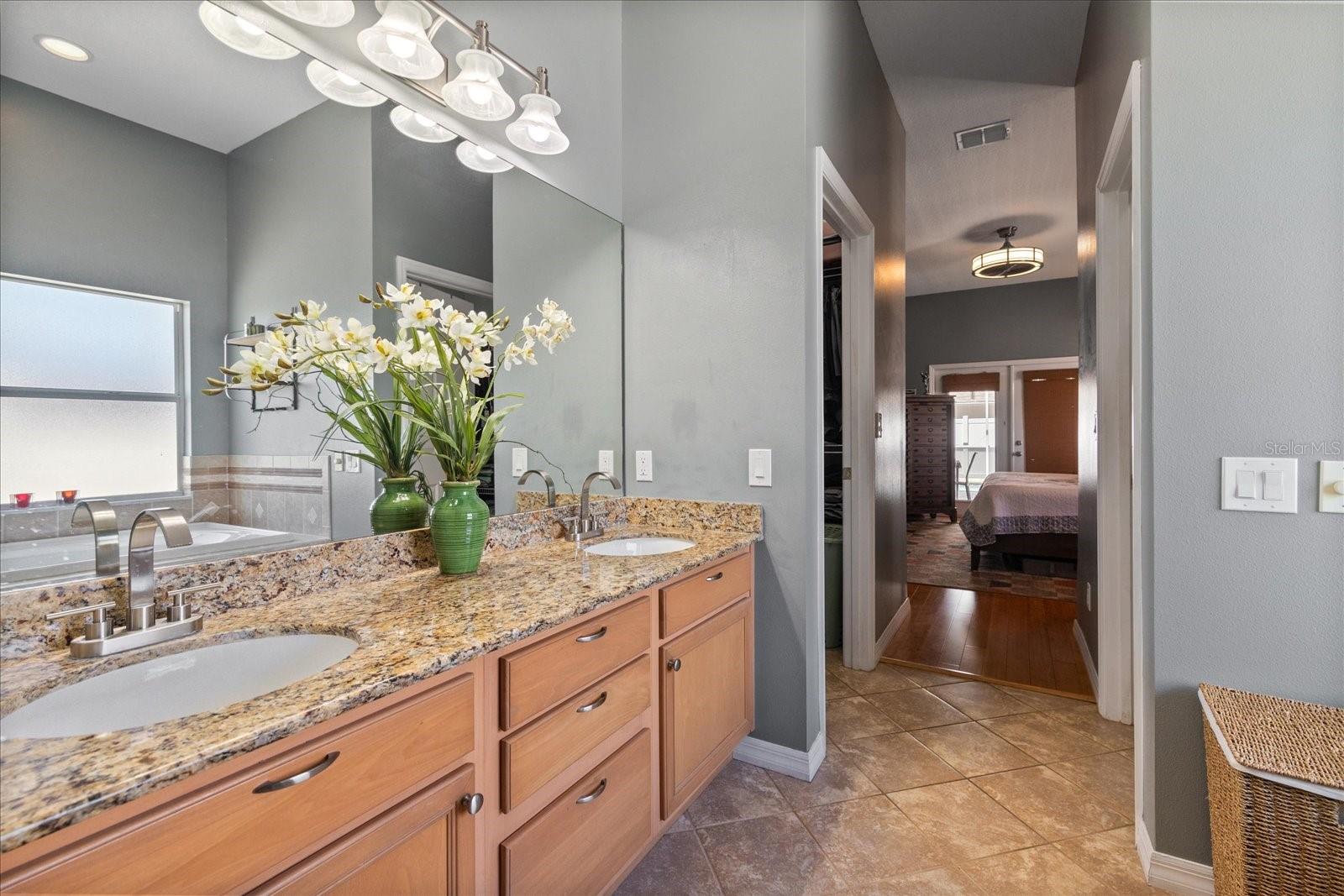 5001 44TH AVE N, ST PETERSBURG, FL — photo 17
