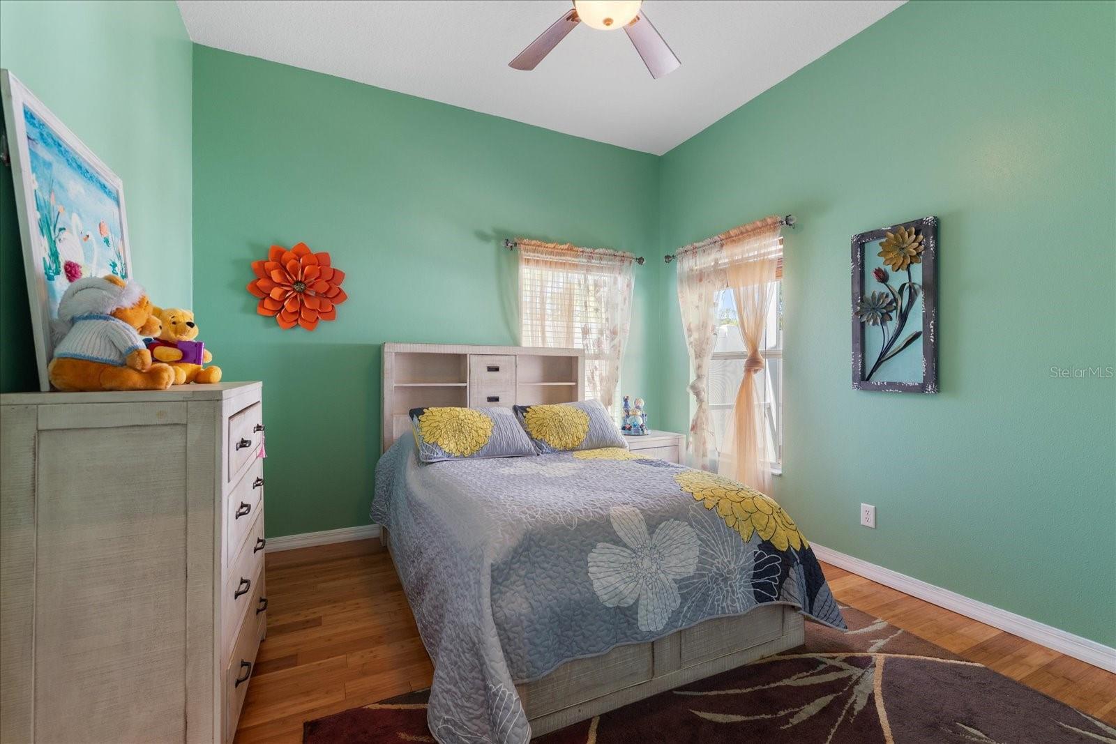 5001 44TH AVE N, ST PETERSBURG, FL — photo 24