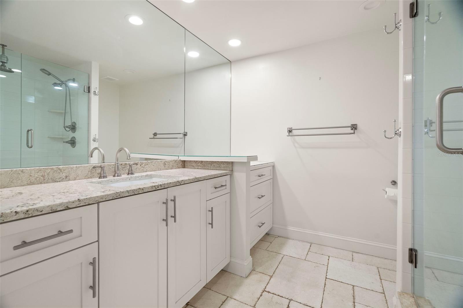 4 BELLEVIEW BLVD #108, BELLEAIR, FL — photo 18