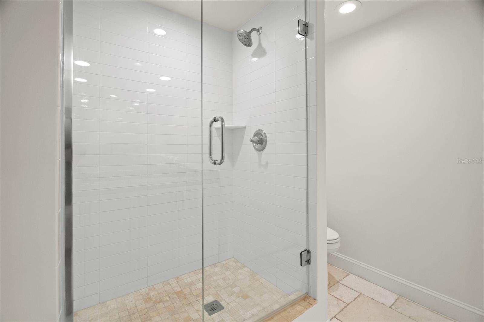 4 BELLEVIEW BLVD #108, BELLEAIR, FL — photo 25