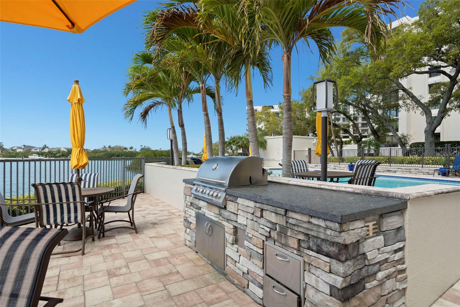 4 BELLEVIEW BLVD #108, BELLEAIR, FL — photo 36