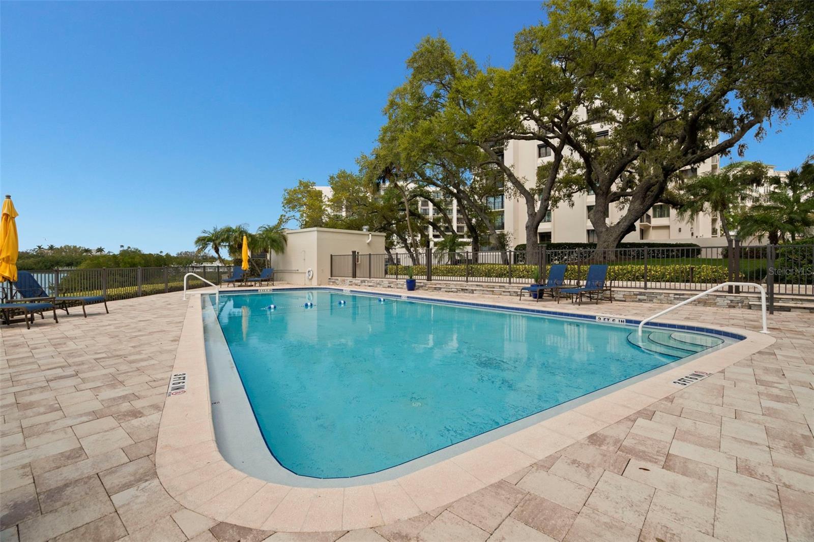 4 BELLEVIEW BLVD #108, BELLEAIR, FL — photo 37