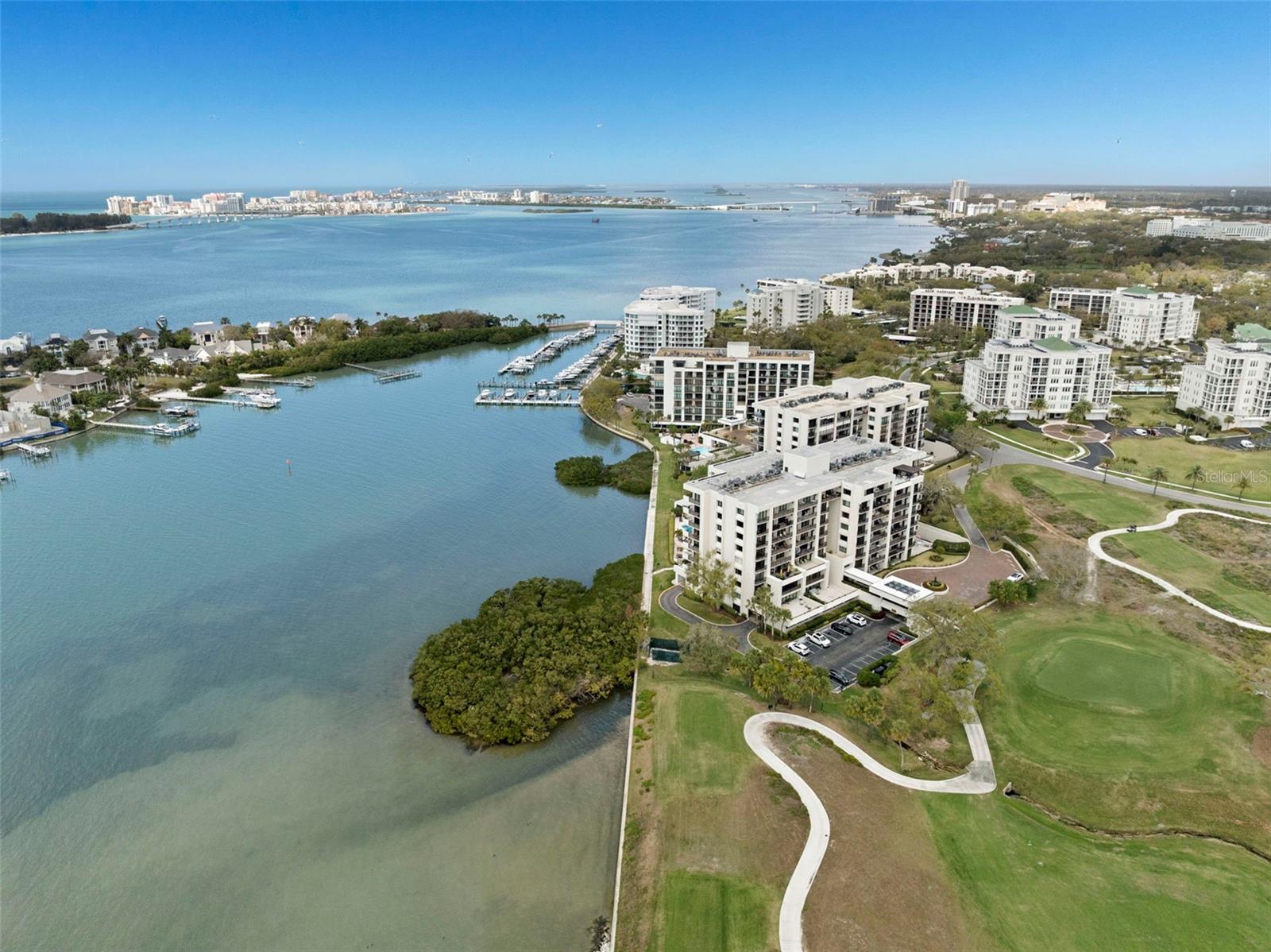 4 BELLEVIEW BLVD #108, BELLEAIR, FL — photo 49