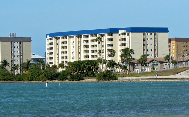 7 ELGIN PL #301, DUNEDIN, FL — photo 2