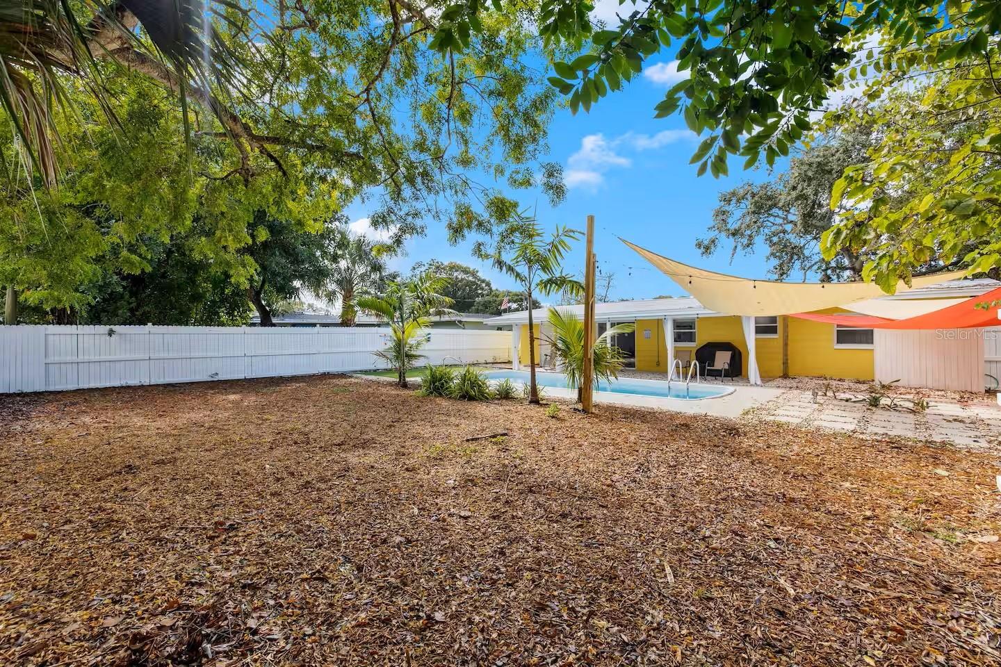 8215 QUAIL RD, SEMINOLE, FL — photo 18