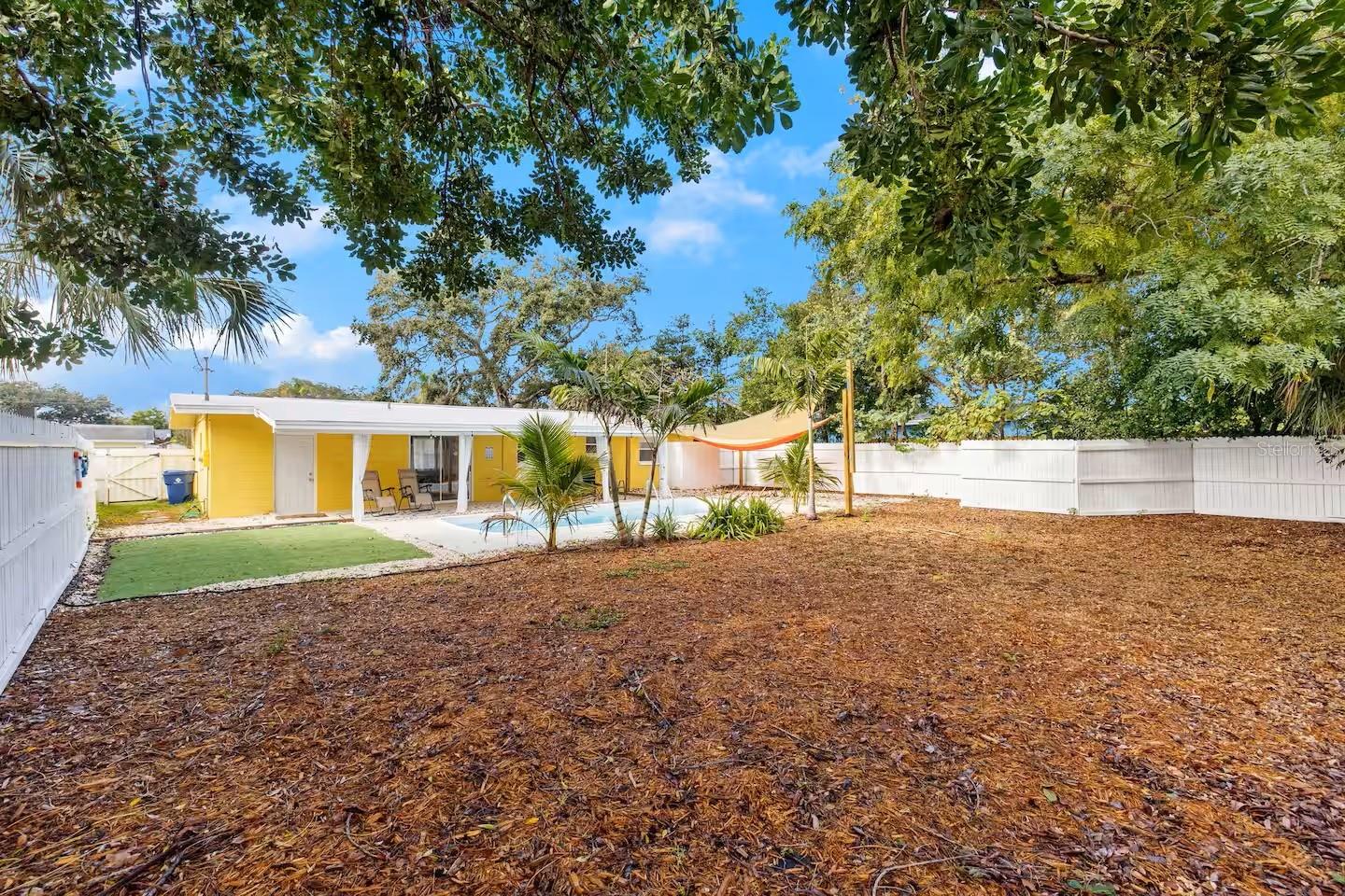 8215 QUAIL RD, SEMINOLE, FL — photo 23