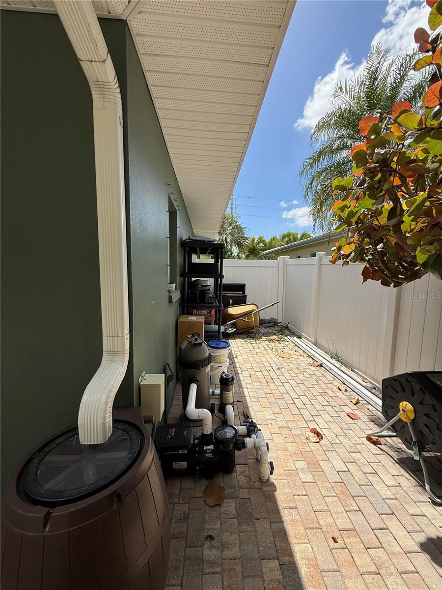 2058 NURSERY RD, CLEARWATER, FL — photo 24