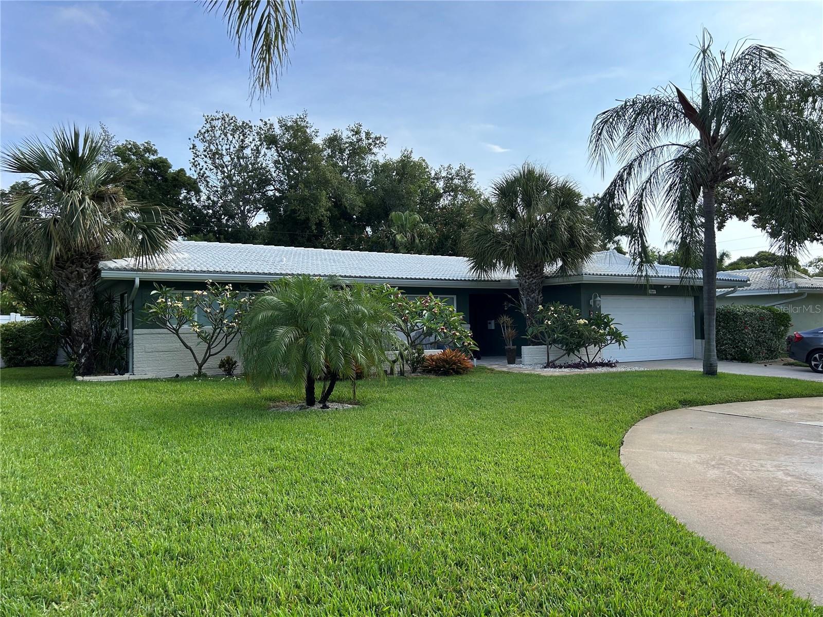 2058 NURSERY RD, CLEARWATER, FL — photo 3