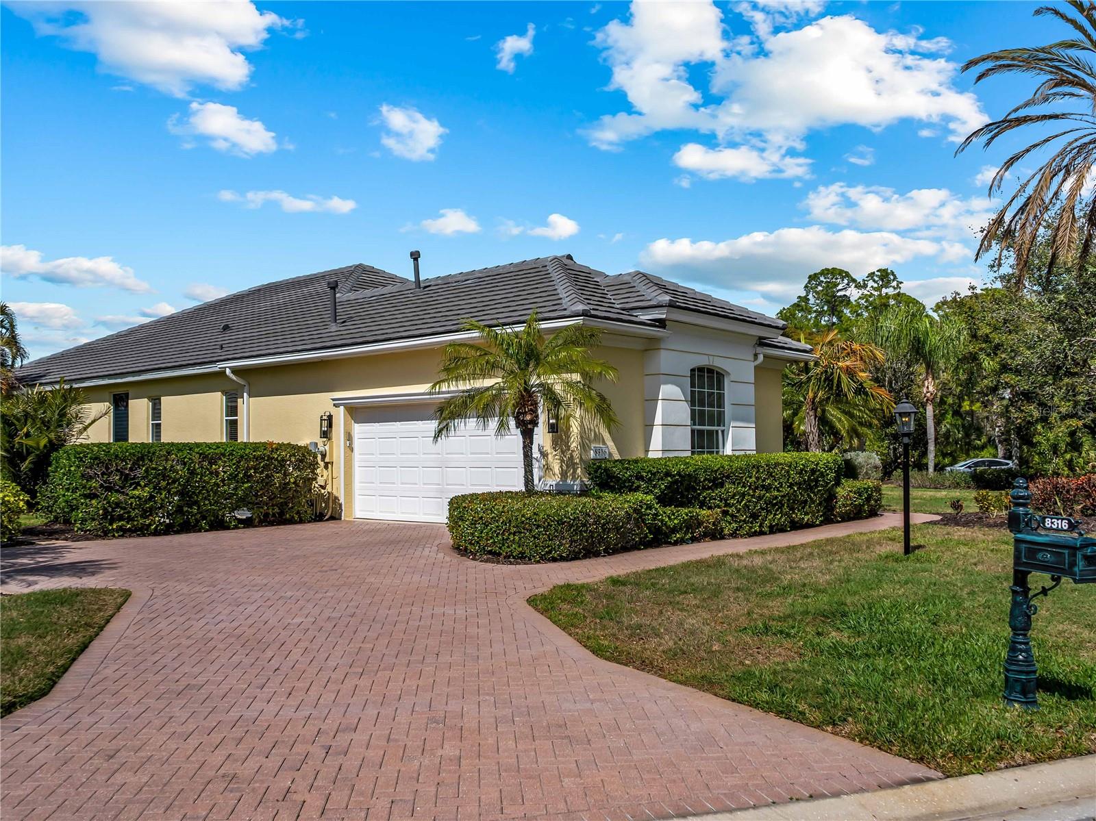 8316 ABINGDON CT, BRADENTON, FL — photo 3