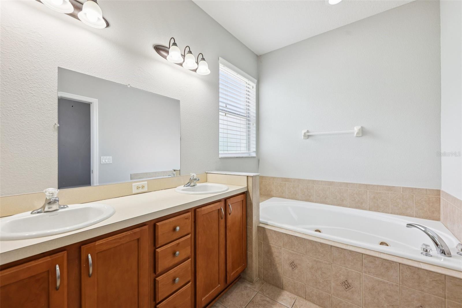 12829 SCOUT CT, GRAND ISLAND, FL — photo 38