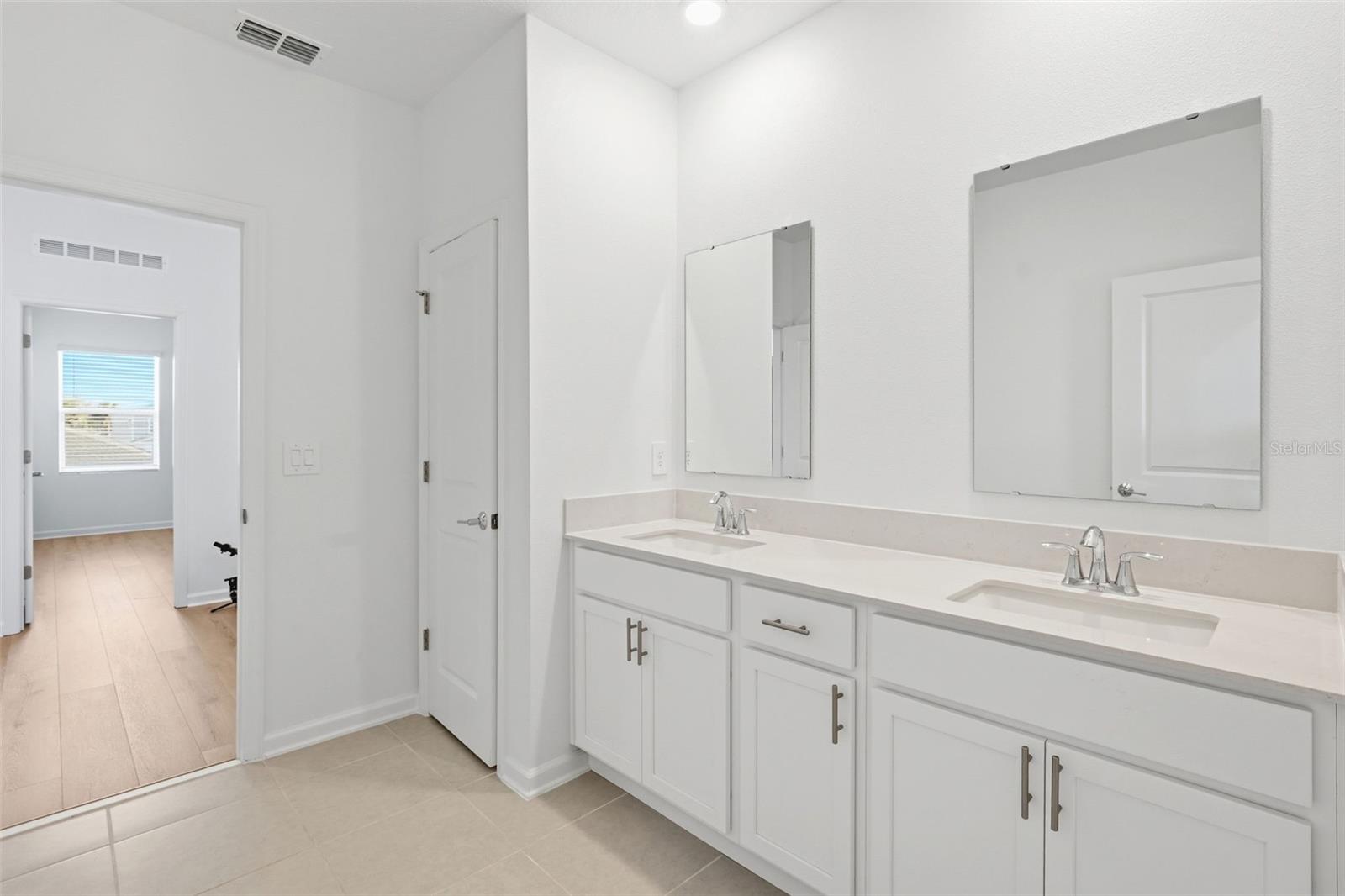 694 PERONI AVE, DEBARY, FL — photo 31