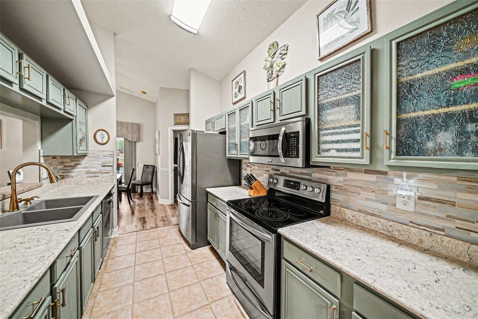 10321 OLD TAMPA BAY DR, SAN ANTONIO, FL — photo 16