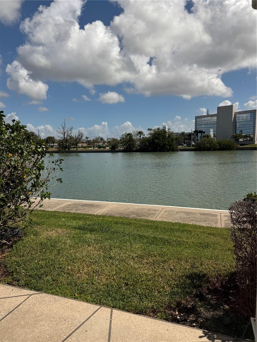 7425 BAY ISLAND DR S #103, SOUTH PASADENA, FL — photo 2