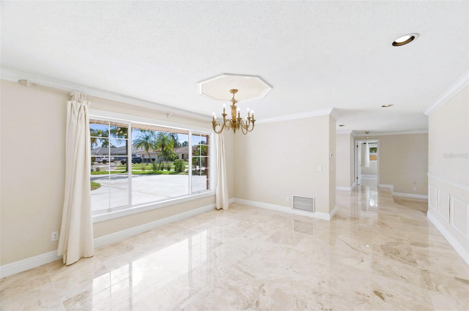 4201 45TH ST S, ST PETERSBURG, FL — photo 11