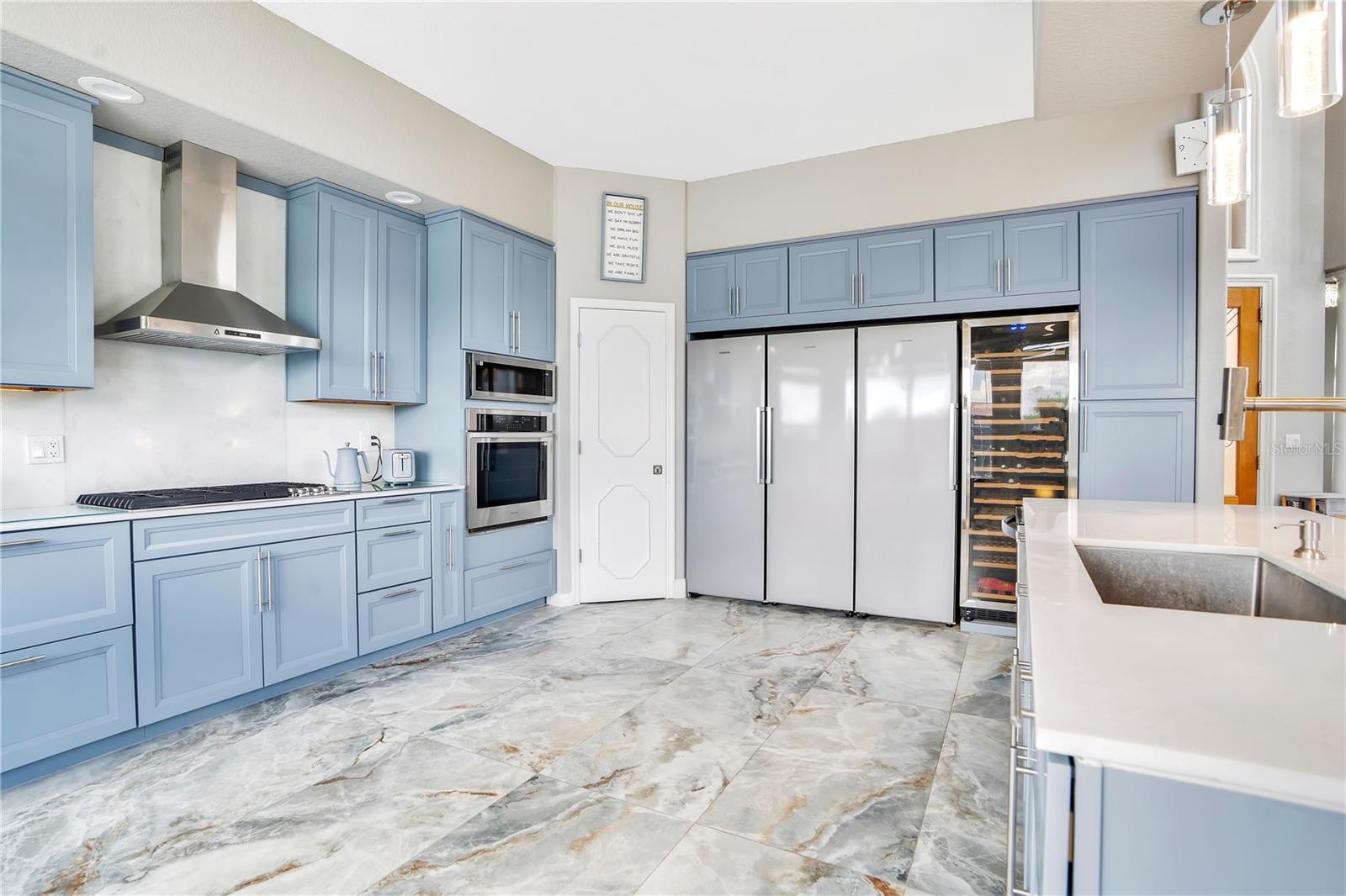 934 SYMPHONY ISLES BLVD, APOLLO BEACH, FL — photo 11