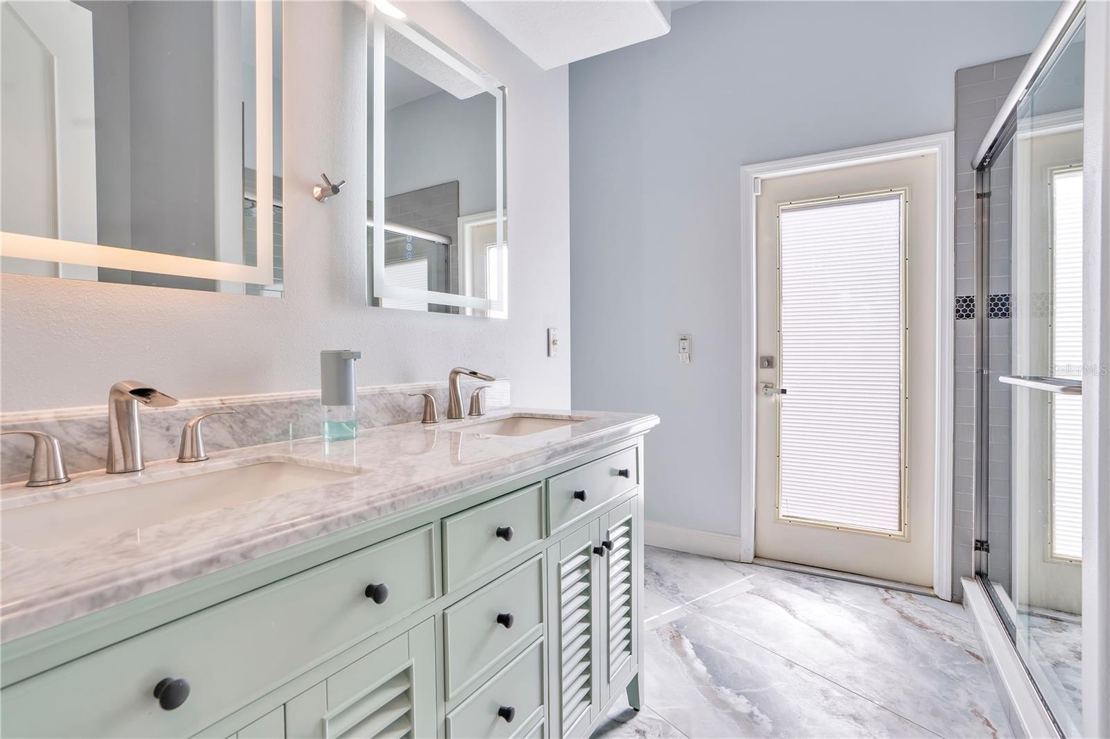 934 SYMPHONY ISLES BLVD, APOLLO BEACH, FL — photo 19