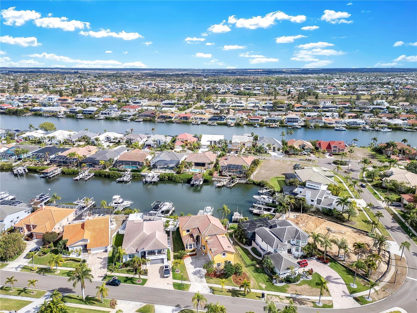 934 SYMPHONY ISLES BLVD, APOLLO BEACH, FL — photo 74