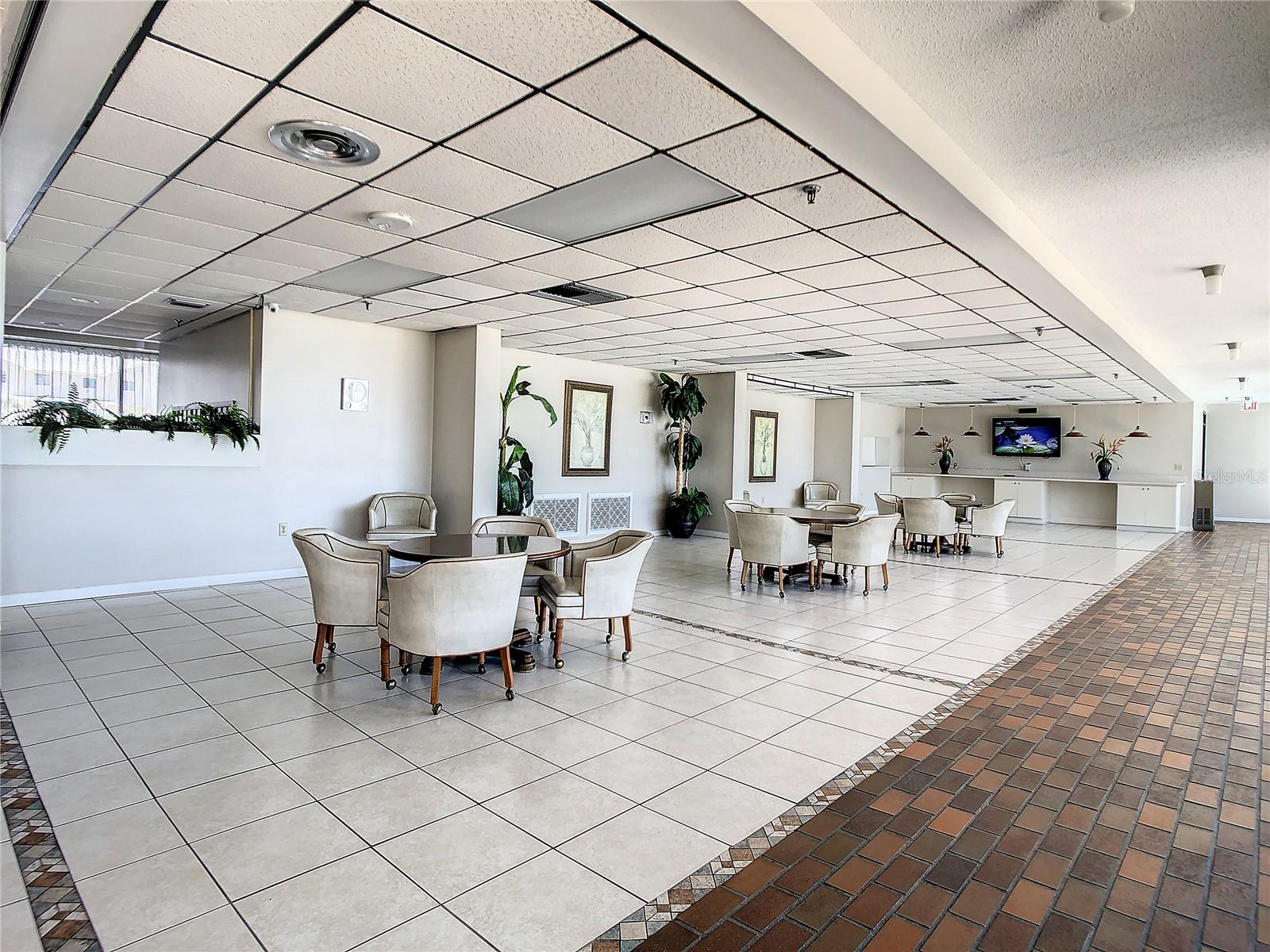 15462 GULF BLVD #501, MADEIRA BEACH, FL — photo 32