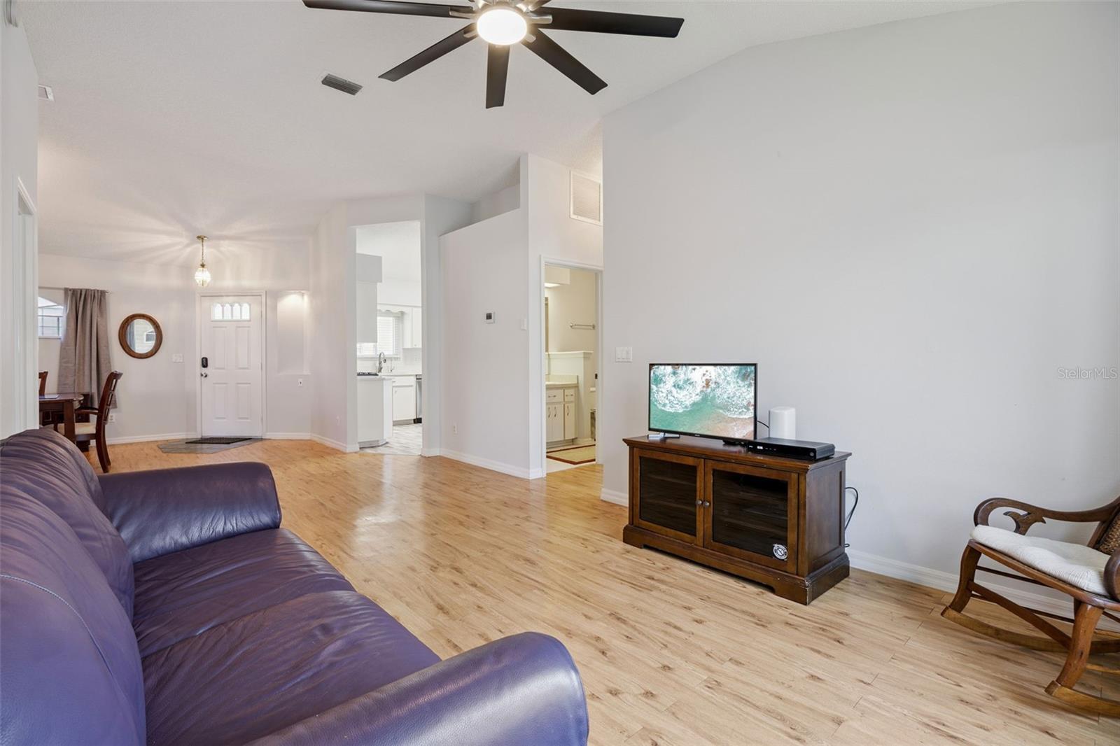 21617 QUEEN ELIZABETH CT, LEESBURG, FL — photo 11