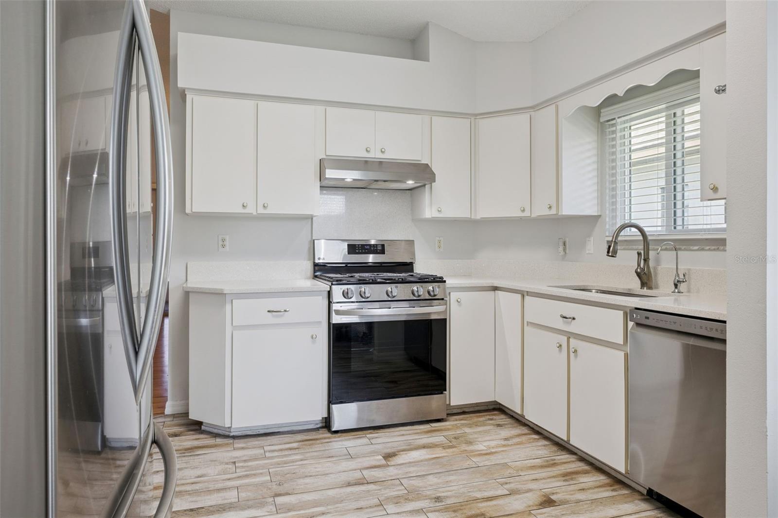 21617 QUEEN ELIZABETH CT, LEESBURG, FL — photo 26