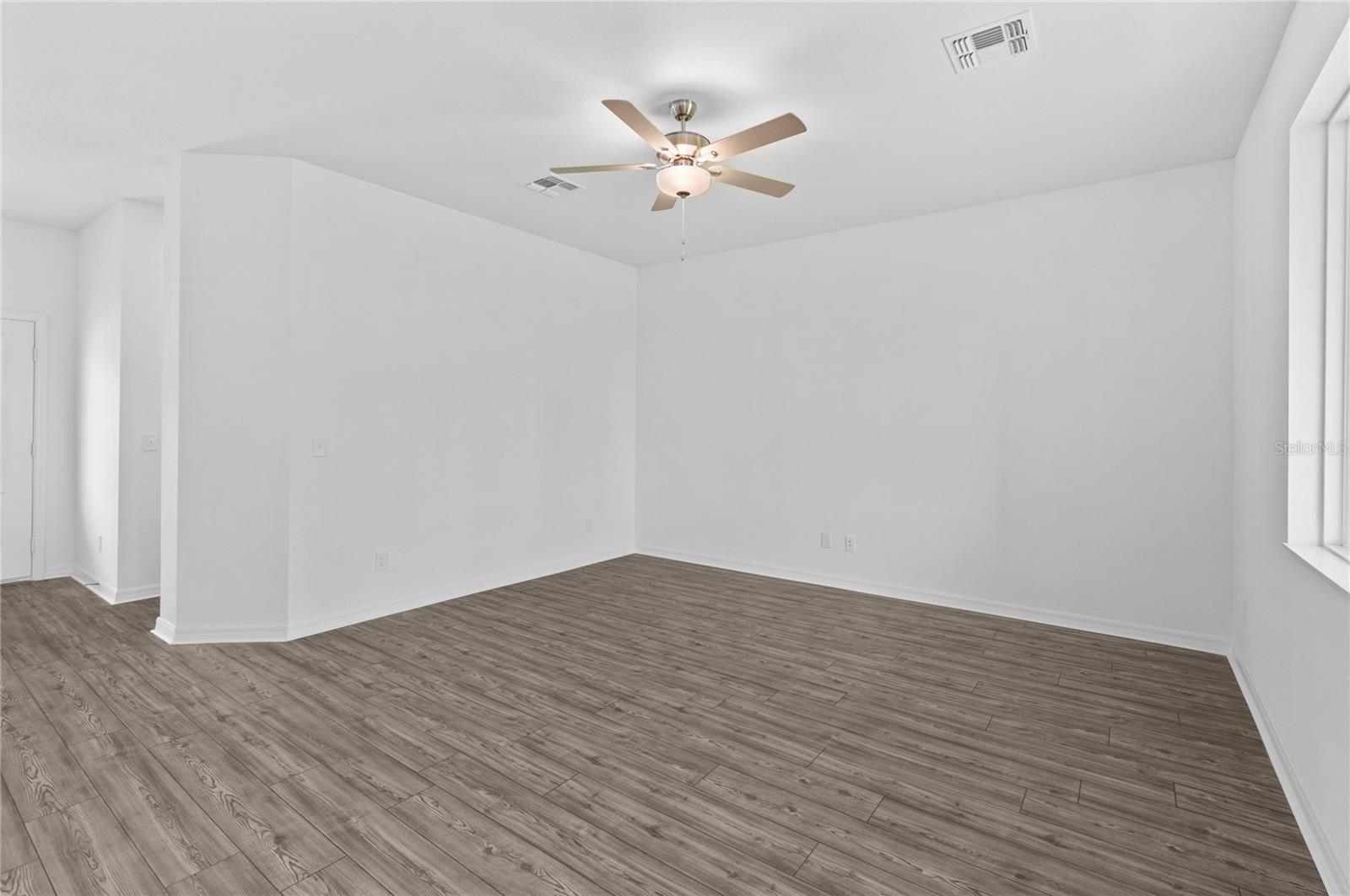 576 BAY LEAF DR, POINCIANA, FL — photo 9