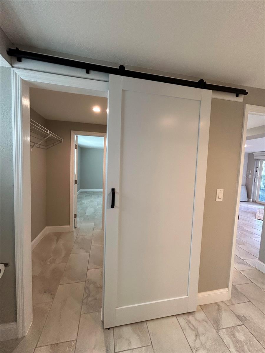 8802 BAY POINTE DR #102, TAMPA, FL — photo 17