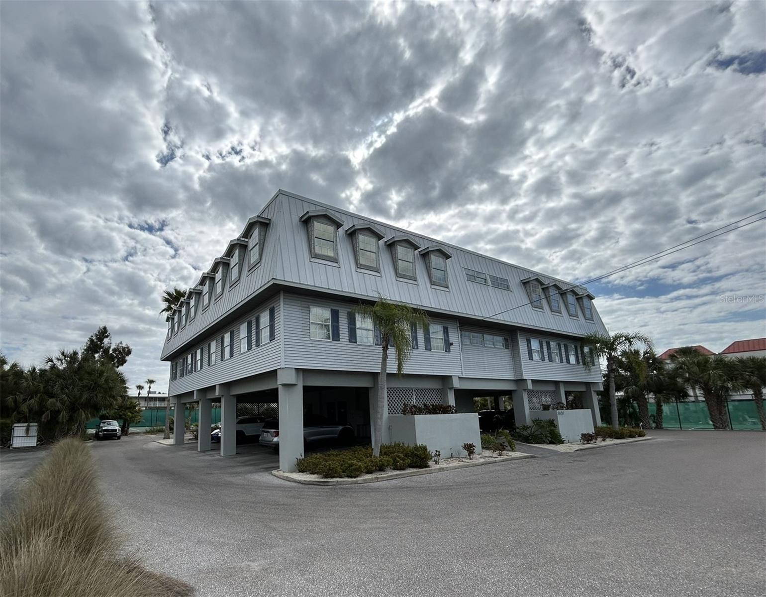 3909 E BAY DR #115, HOLMES BEACH, FL — photo 3