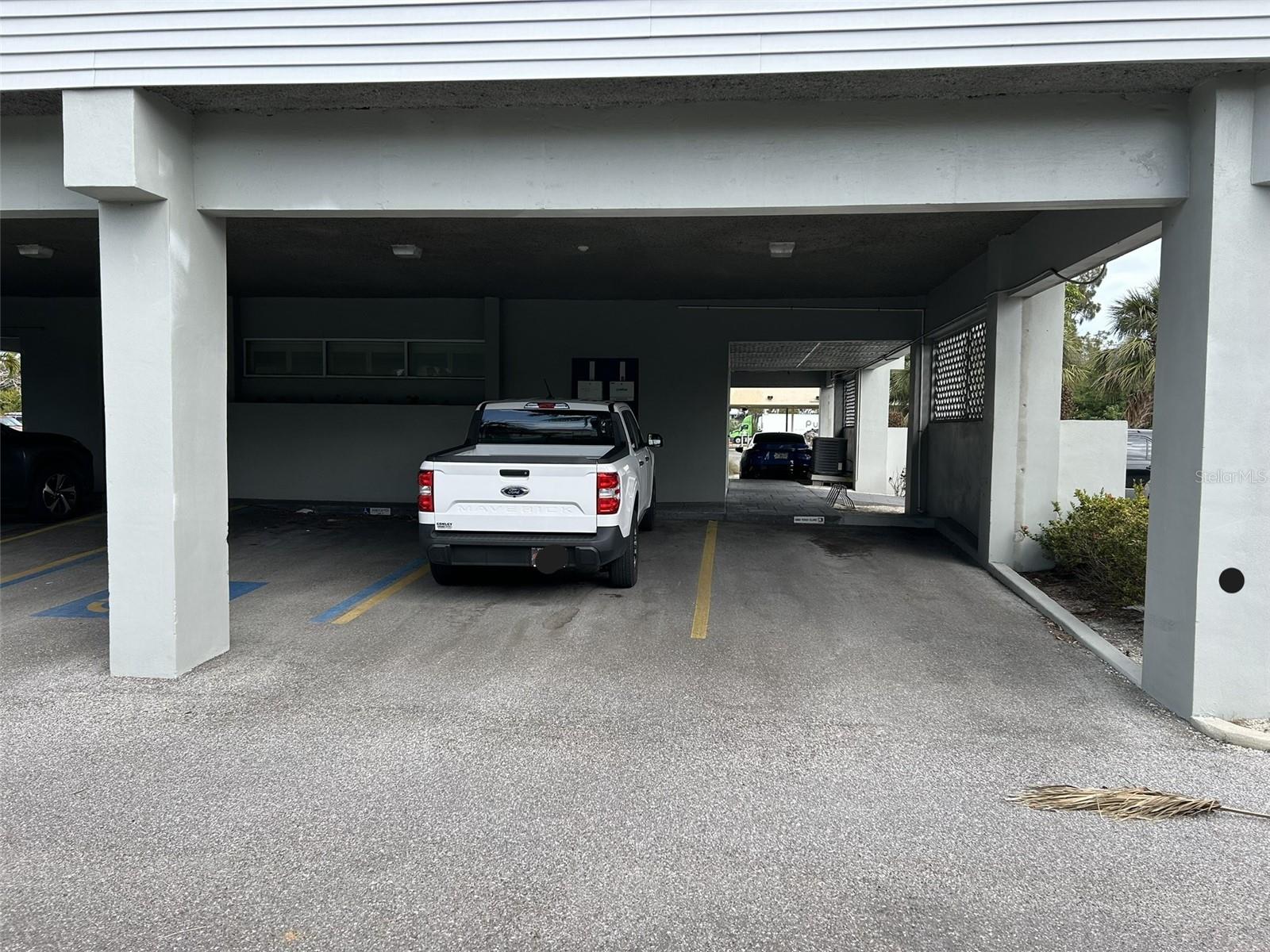 3909 E BAY DR #115, HOLMES BEACH, FL — photo 4