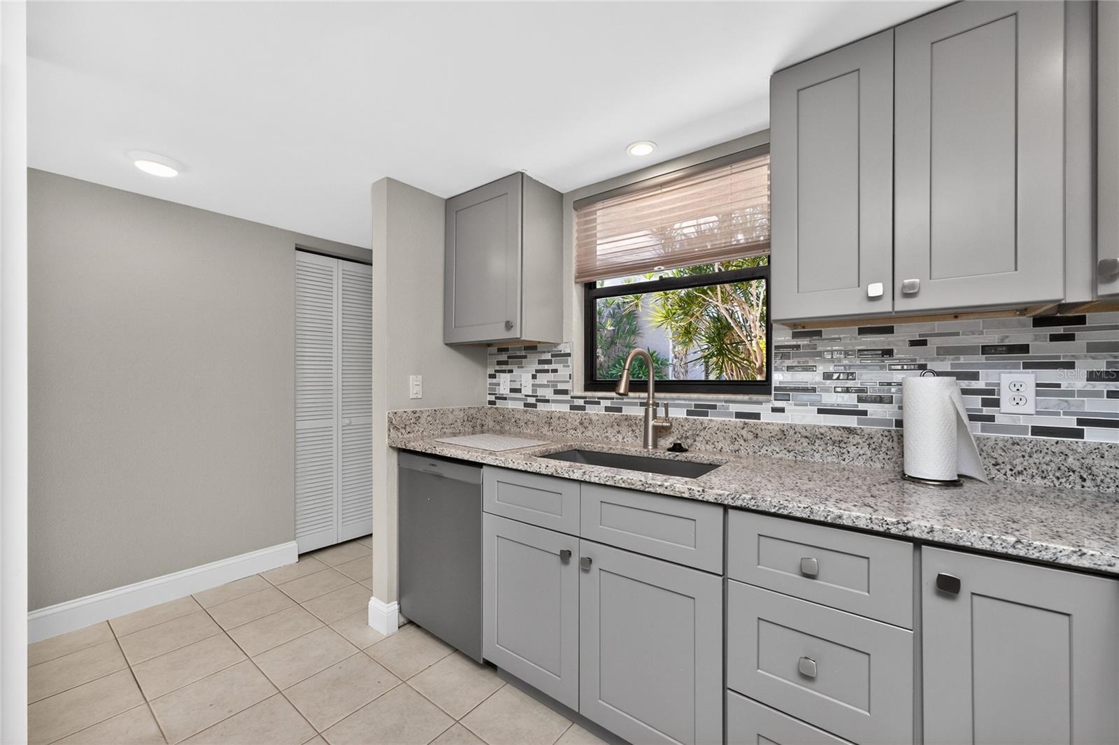 3670 BAL HARBOR BLVD #1F, PUNTA GORDA, FL — photo 12