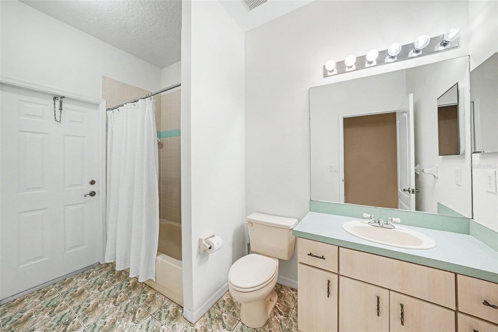 19216 RIDGELAKE DR, LUTZ, FL — photo 24