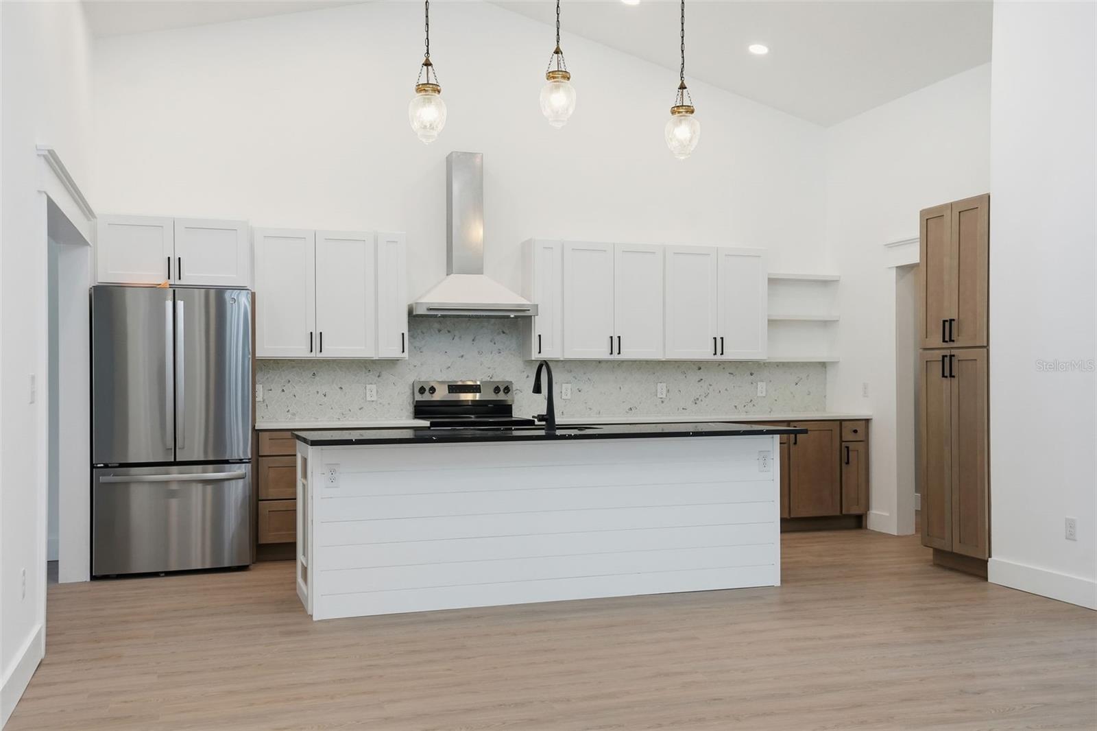 34111 AUGUST AVE, WEBSTER, FL — photo 13