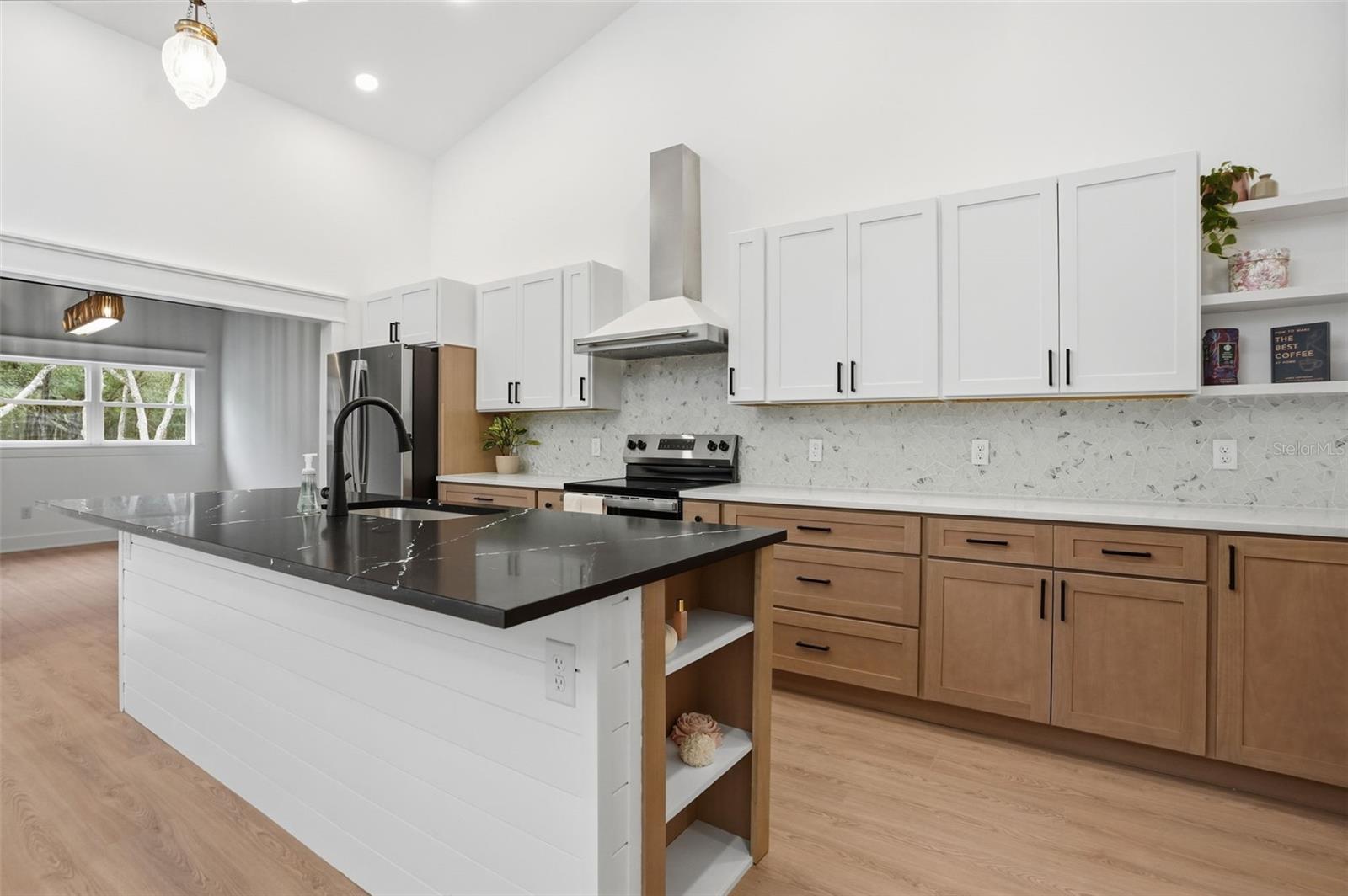 34111 AUGUST AVE, WEBSTER, FL — photo 16