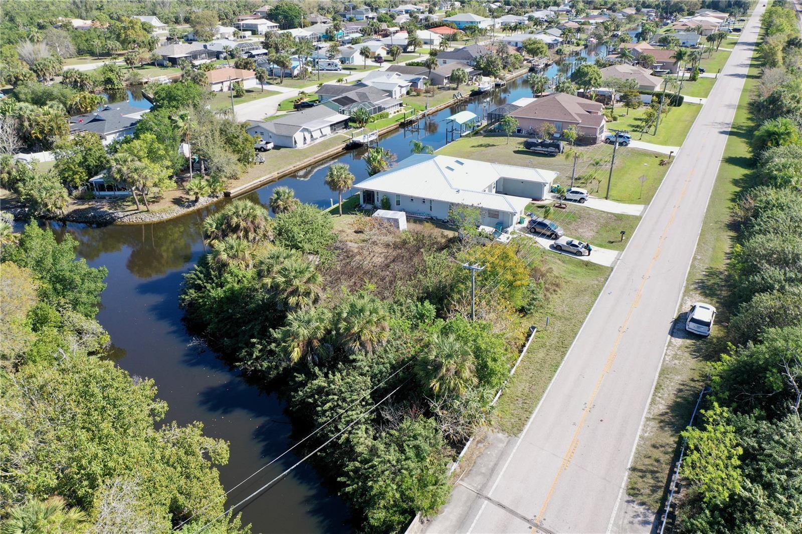 2803 RIVERSIDE DR, PUNTA GORDA, FL — photo 10