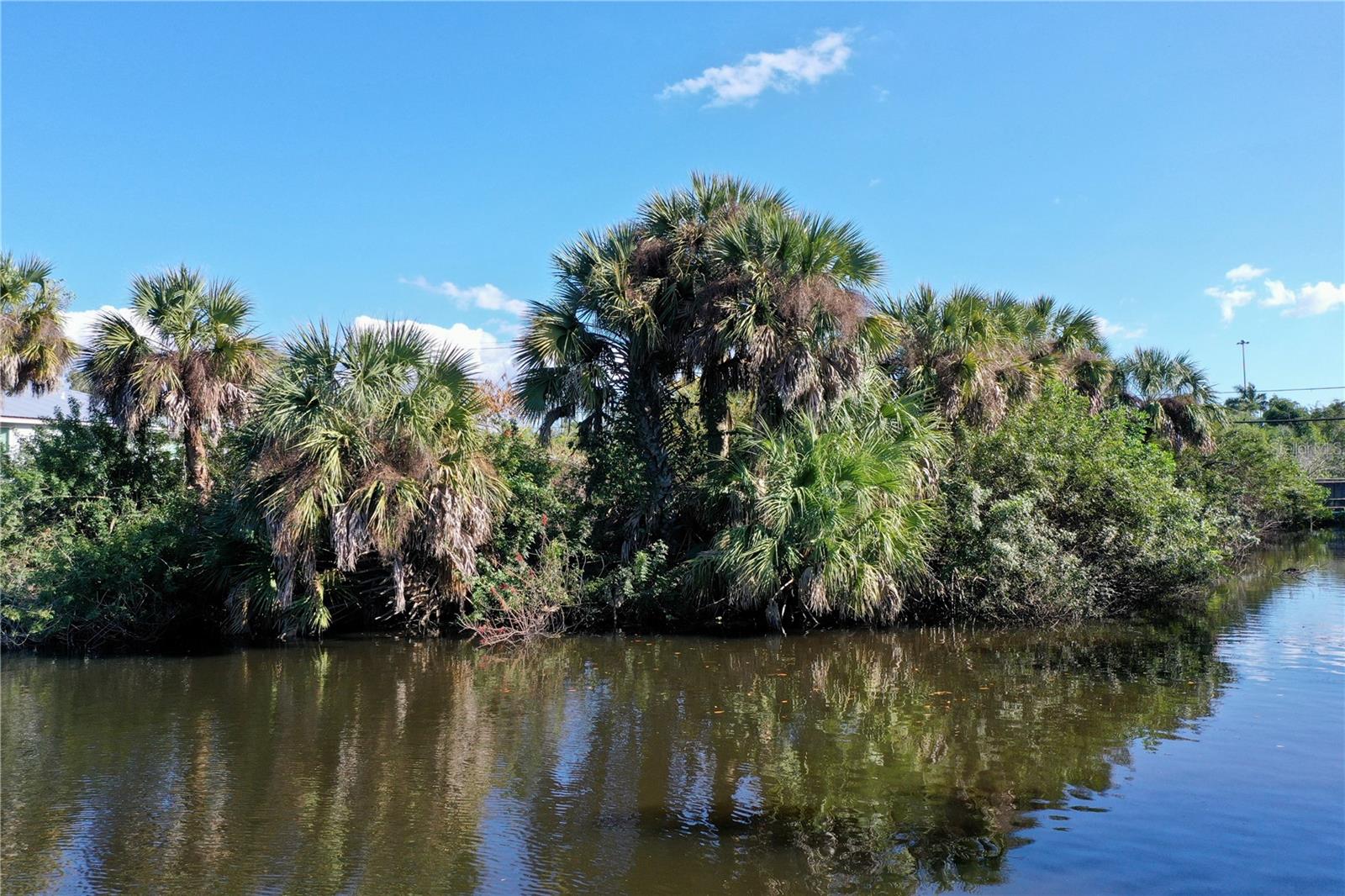 2803 RIVERSIDE DR, PUNTA GORDA, FL — photo 17