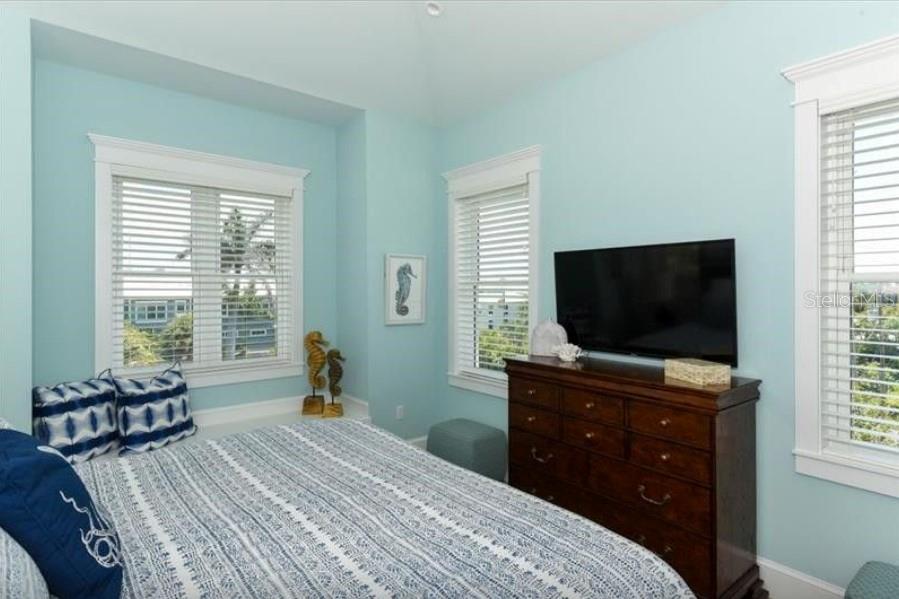903 GULF DR S, BRADENTON BEACH, FL — photo 20