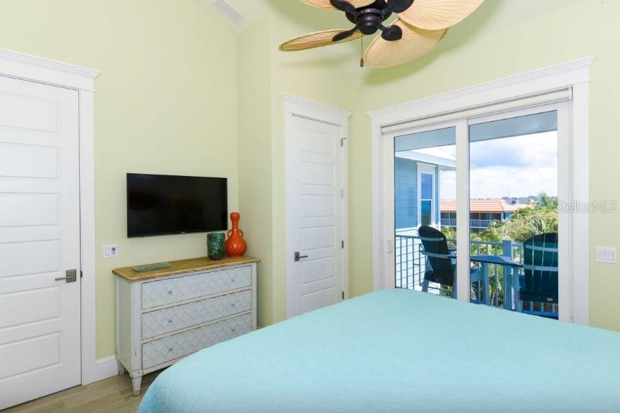 903 GULF DR S, BRADENTON BEACH, FL — photo 25