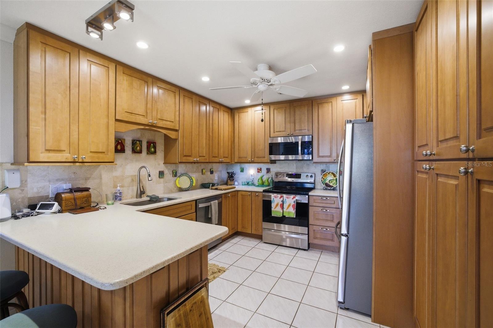 3220 SOUTHSHORE DR #23A, PUNTA GORDA, FL — photo 4