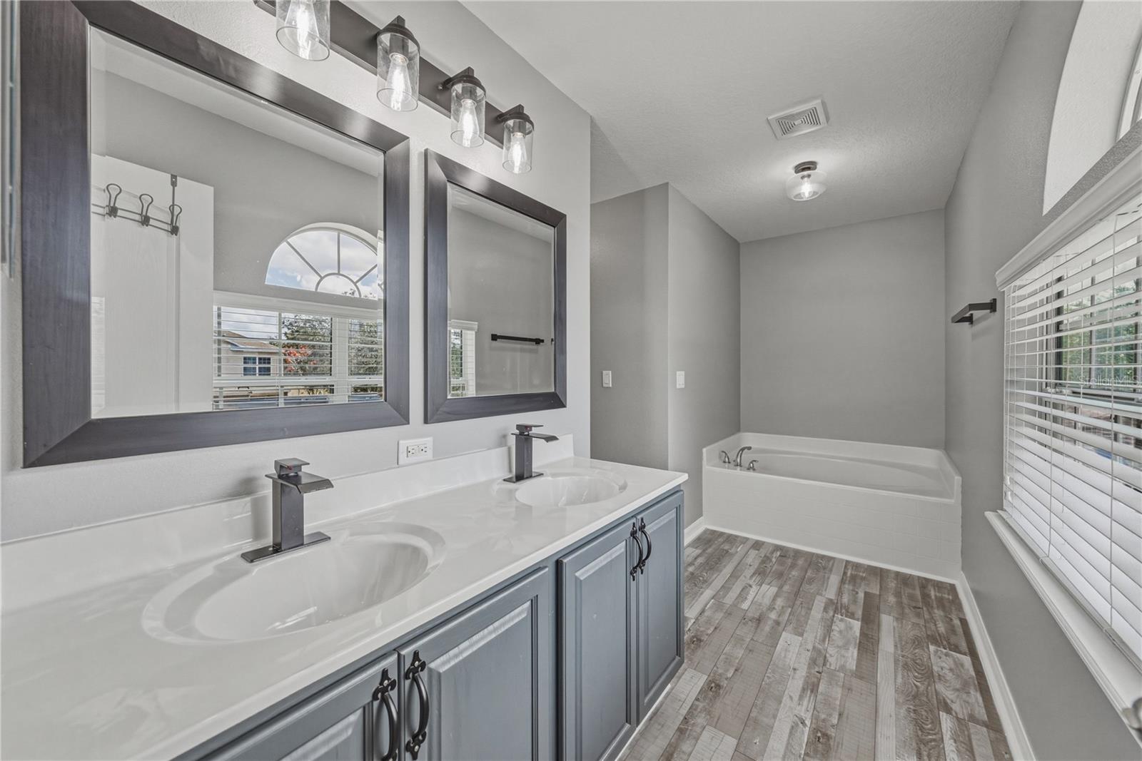 13416 KENT BRADLEY ST, DADE CITY, FL — photo 38